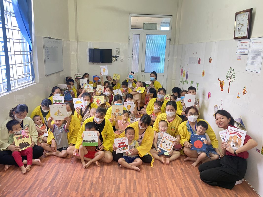 Trẻ yêu đọc – Bệnh viện sản nhi Lào Cai 